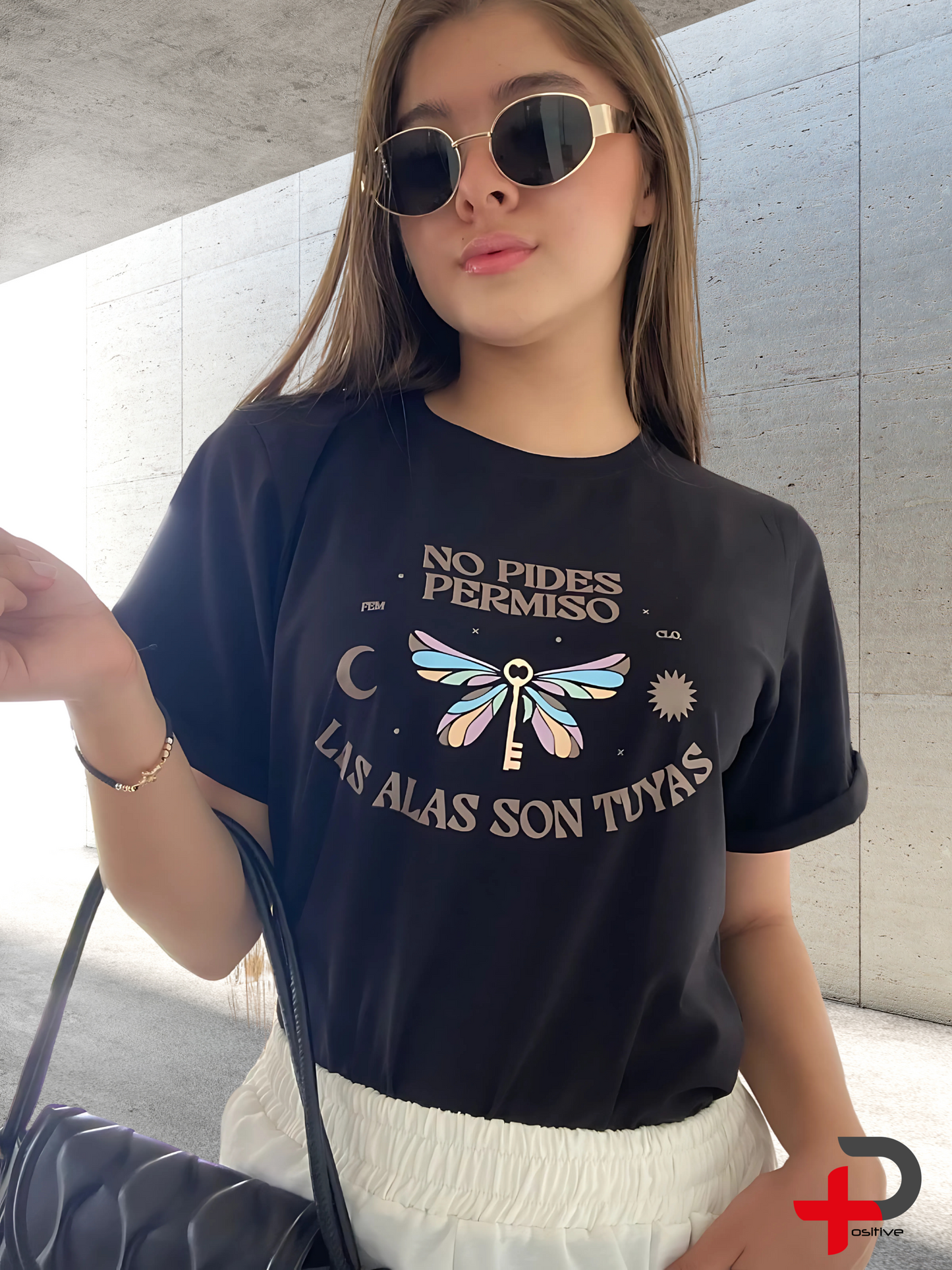 Camiseta básica estampada para mujer, mensaje, positivo, motivacional. (Las alas son tuyas)